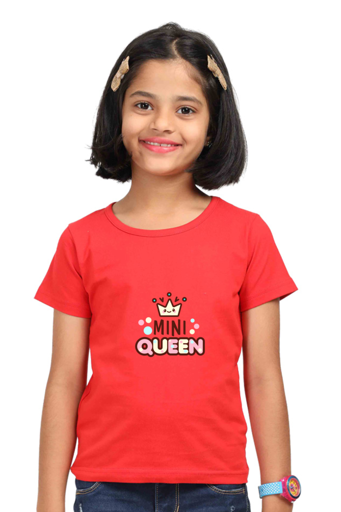 "Girl Round Neck Mini Queen Half Sleeves T-Shirt"